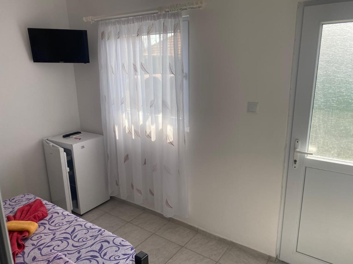 Casa Laura Guest House Corbu  Bagian luar foto